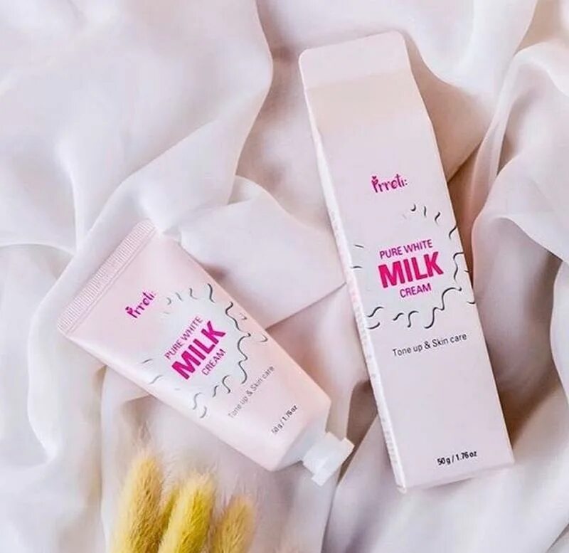 Осветляющие корейские крема. Корейский крем Milk. Prreti Pure White Milk крем. Корейский крем с молоком. Корейский осветляющий крем.