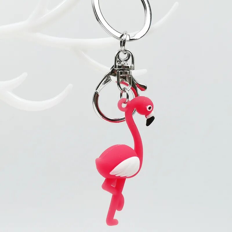 Брелки фламинго пушистые. Брелок ameli фламинго. Брелок ameli фламинго. Брелок фламинго e234807. Брелки из пластики.