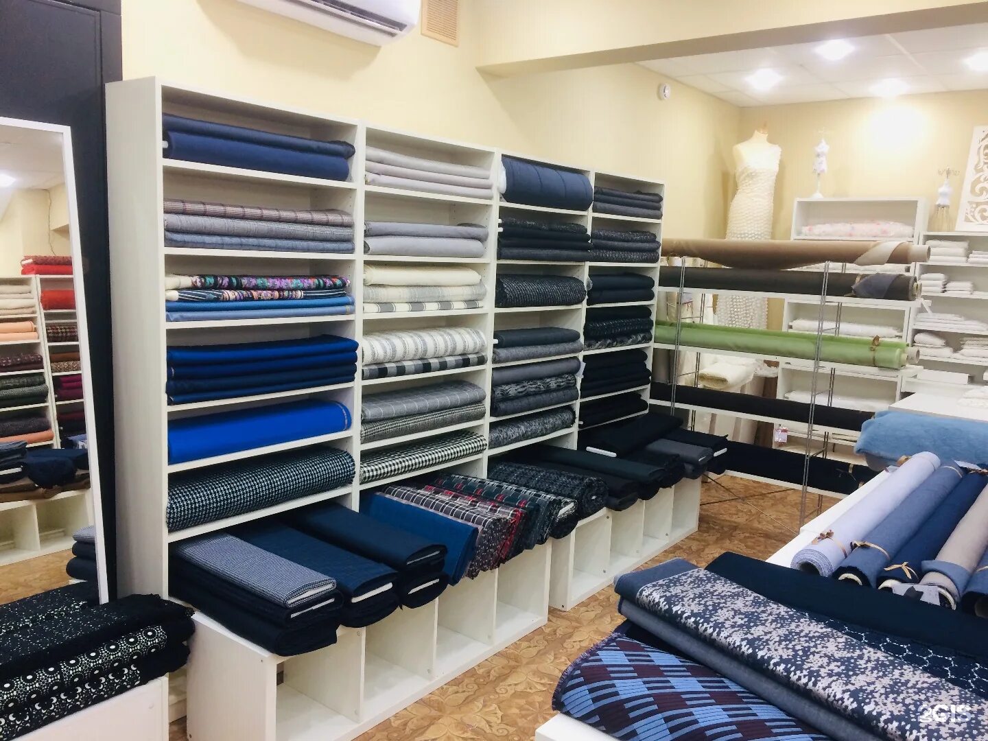 Ткани донна. Бязь плательная. Ткань крепдешин черно белый. Ткани донна. Ткани донна.