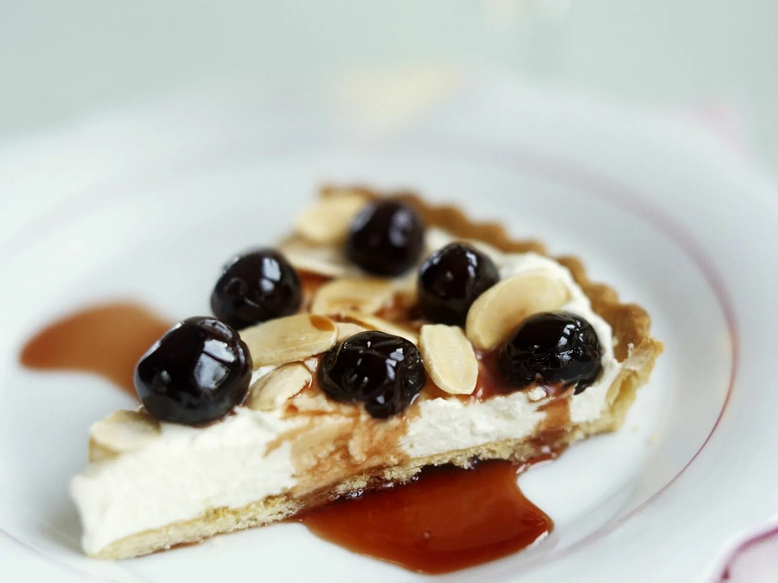 Чизкейк из рикотты. Кростата с вишней и рикоттой. Чизкейк из рикотты с ягодами. Черничный пп чизкейк. Кростата с рикоттой и ягодами.