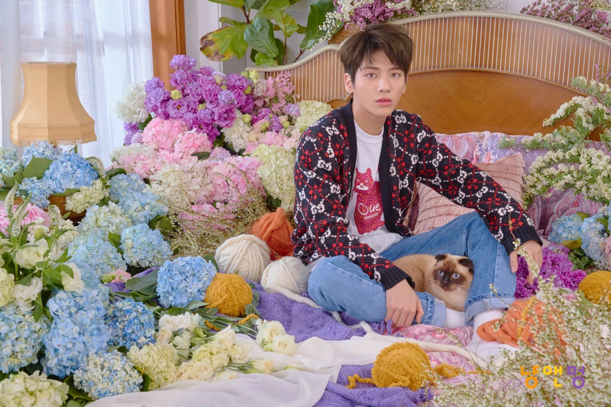 Собака субина. Txt cat and dog субин. Тхт cat and dog. Cat dog tomorrow. Фандом тхт.