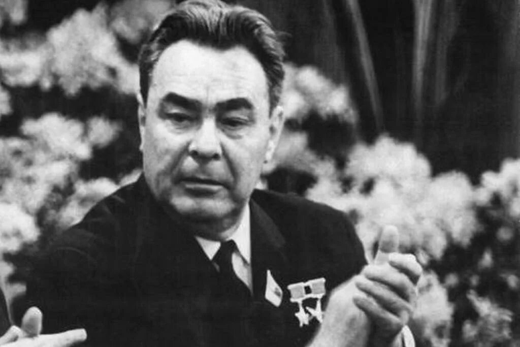 Брежнев 1969. Покушение на брежнева 1969. Покушение на брежнева 22 января 1969 года. Брежнев 1969. Брежнев портрет.