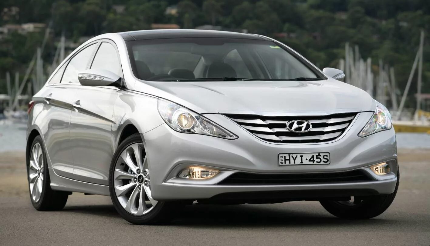 Хендай б у в россии. Hyundai Sonata i45. Хендай седан i45. Hyundai Sonata 2010. Hyundai Sonata/i45 10 (2010-2014).