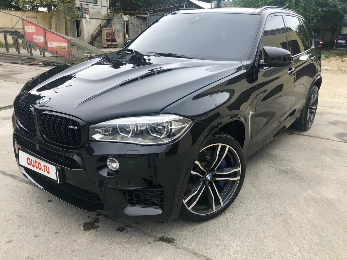 X 5 0.5 x 1. BMW x5 2016 Black. BMW x5 2016 черный. BMW x5m 2016. БМВ x5m черный.