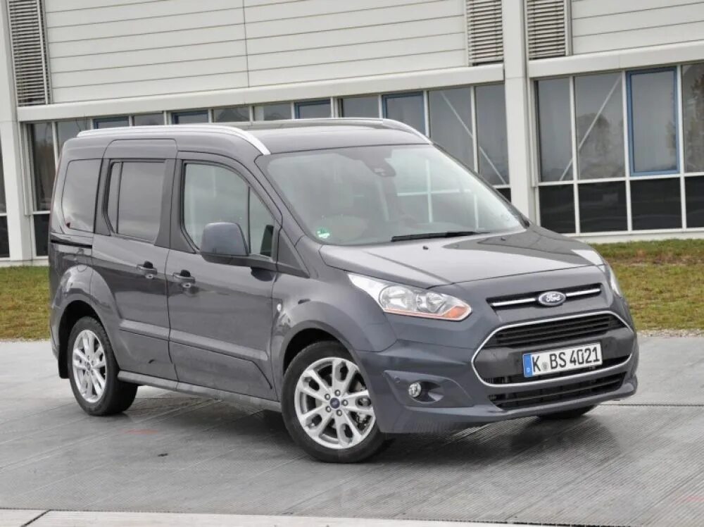 Купить форд торнео бу. Ford connect 2013. Ford Tourneo connect. Ford Tourneo 2013. Ford Transit connect 2013.