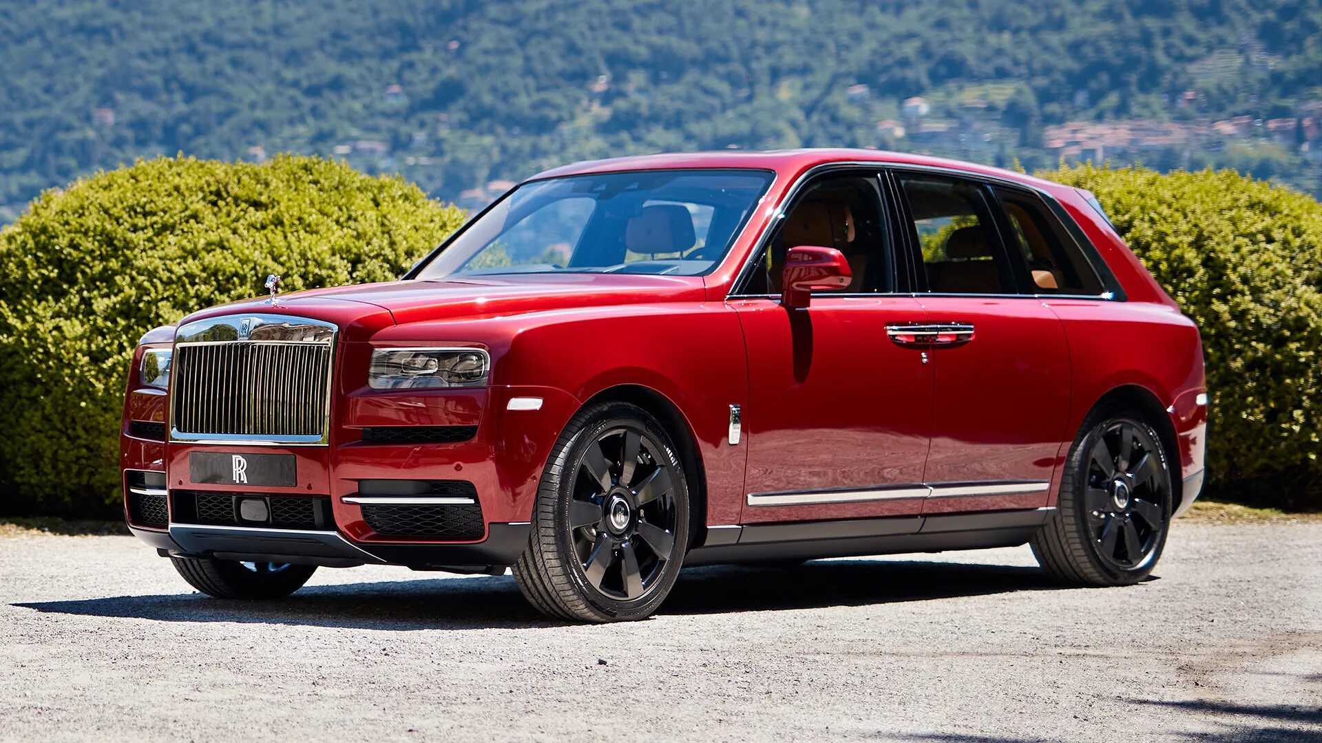 Rolls cullinan цена. Роллс Ройс джип. Роллс Ройс Cullinan. Роллс Ройс Куллинан. Rolls Royce Cullinan 2021.