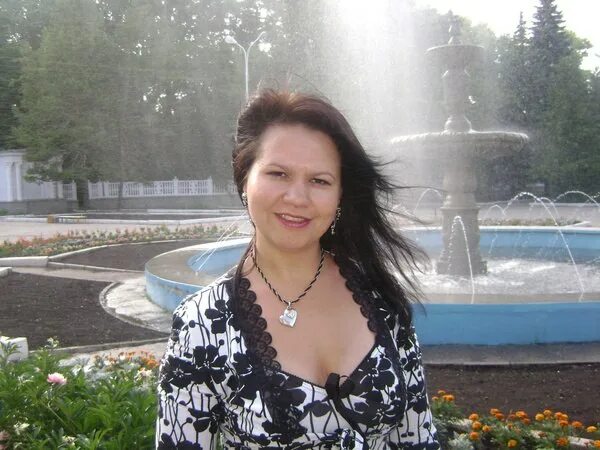 женщины татарстана познакомятся. женщины татарстана познакомятся. девушки для встреч в буинске. татарстан незамужние женщины. татарстан женщины 40-50 лет.