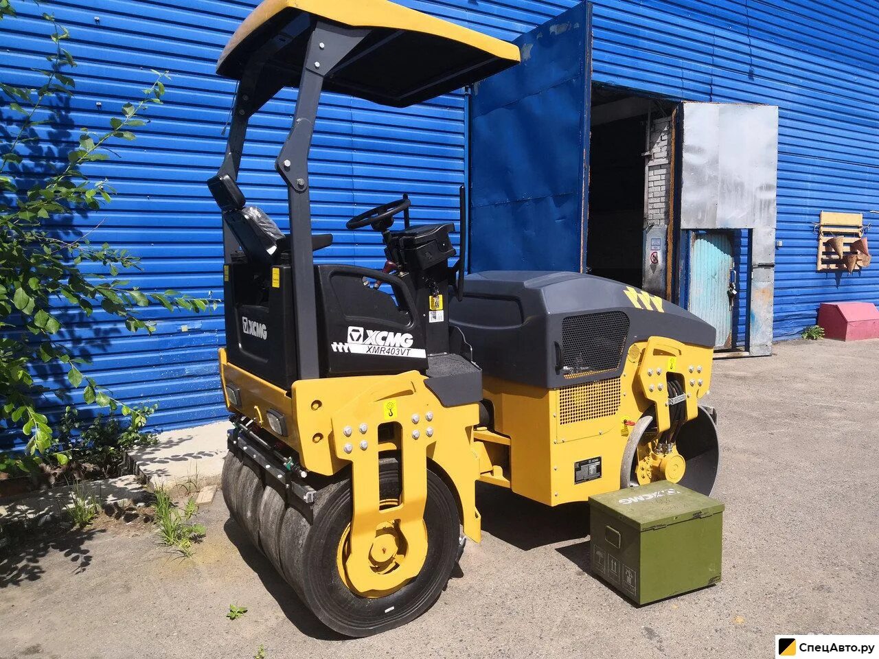 Каток тротуарный xcmg xmr303. Каток комбинированный xcmg xmr403vt. каток xcmg xmr403vt. каток дорожный вибрационный xcmg xmr403vt. 4 тонны xcmg xmr403.