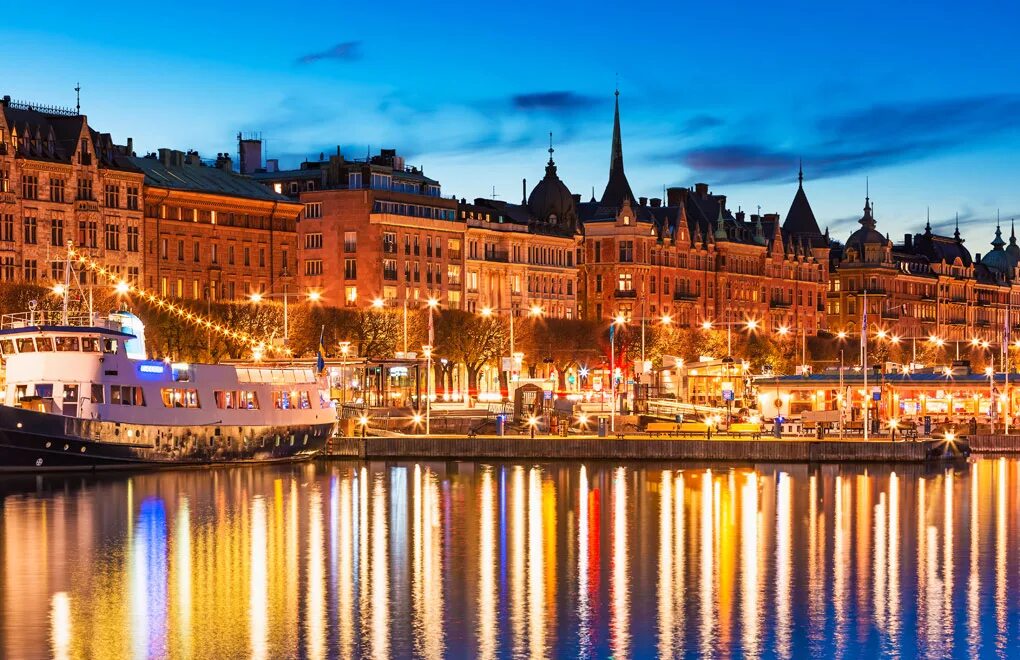 Город турку по шведски. Швеция достопримечательности Стокгольма. Столица Швеции. Стокгольм в марте. Стокгольм в мае.