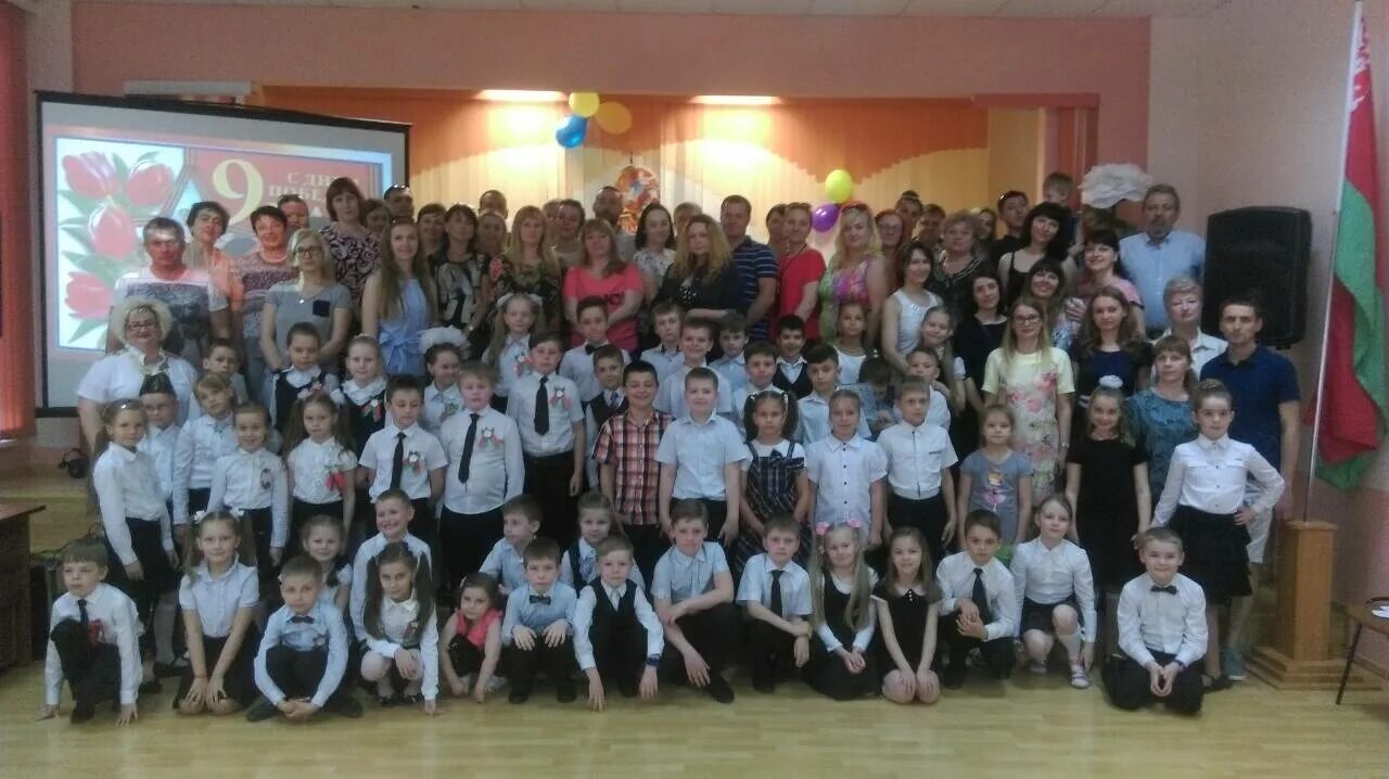 Майская сош софрино 1. Майская сш. Школа мая. Директор майской школы софрино-1. Школа поселок майский вологодский район.