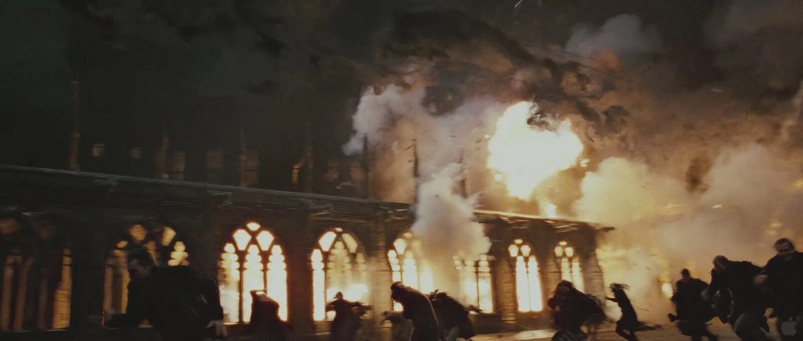 2 мая 1998 битва за хогвартс. День битвы за хогвартс. 2 мая 1998 год. 2 мая битва за хогвартс. 2 мая битва за хогвартс.