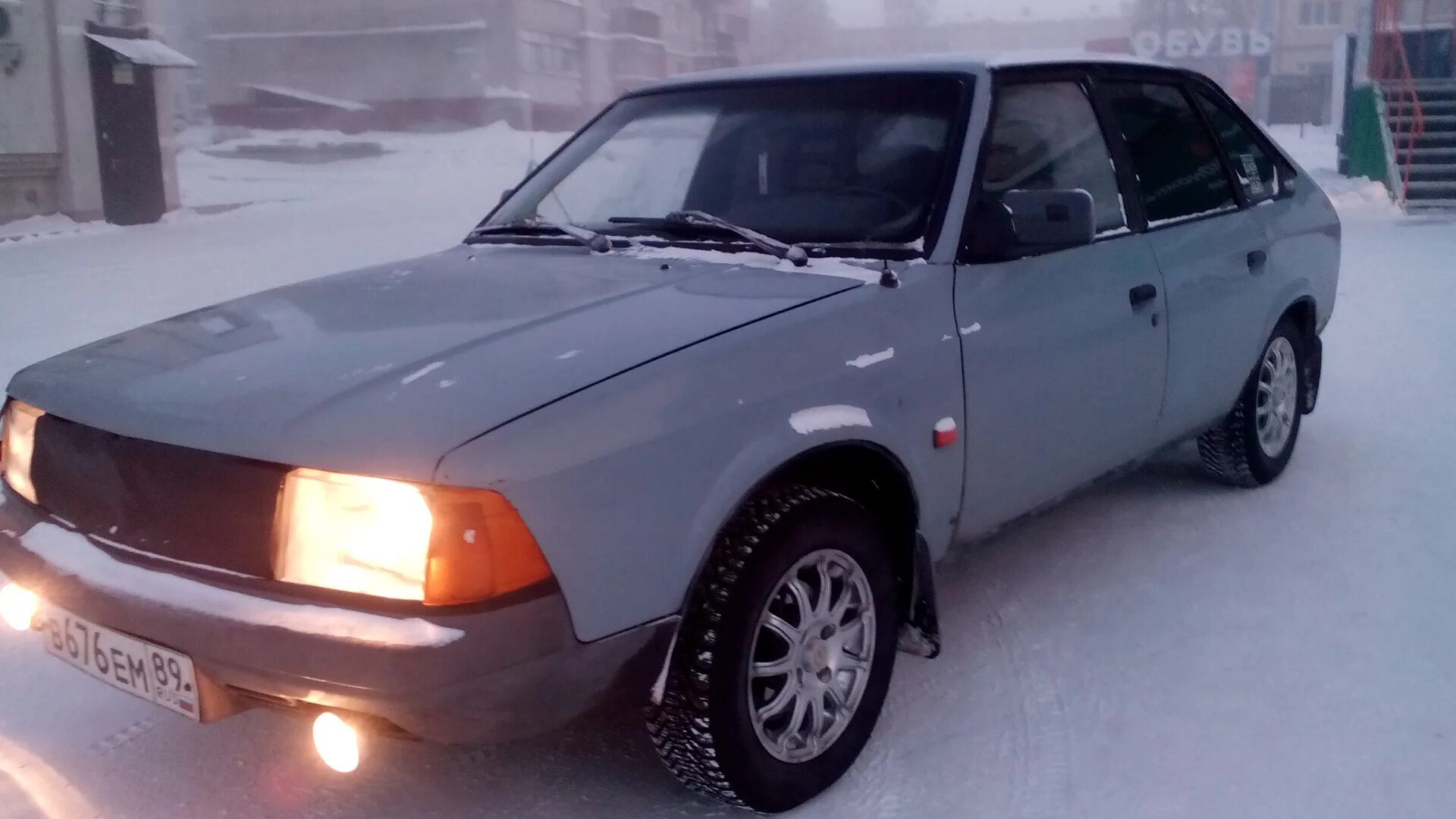 Москвич 2141 renault. Москвич 2141. 2141 москвич белый с завода. Москвич 2141 уфа. Москвич 2141 уфа.