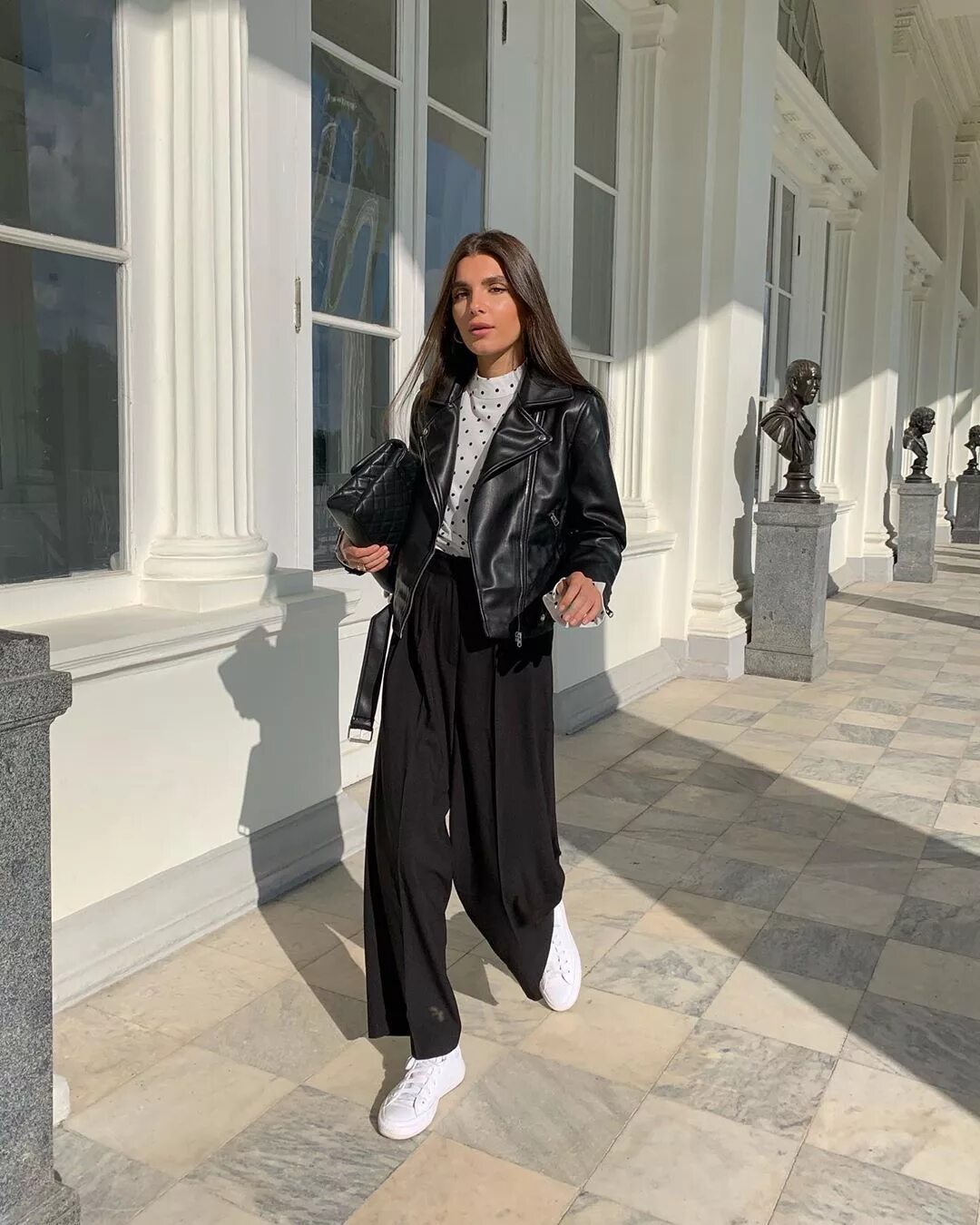 Pin on Moda Wide leg trousers outfit, Fashion outfits, Casual outfits