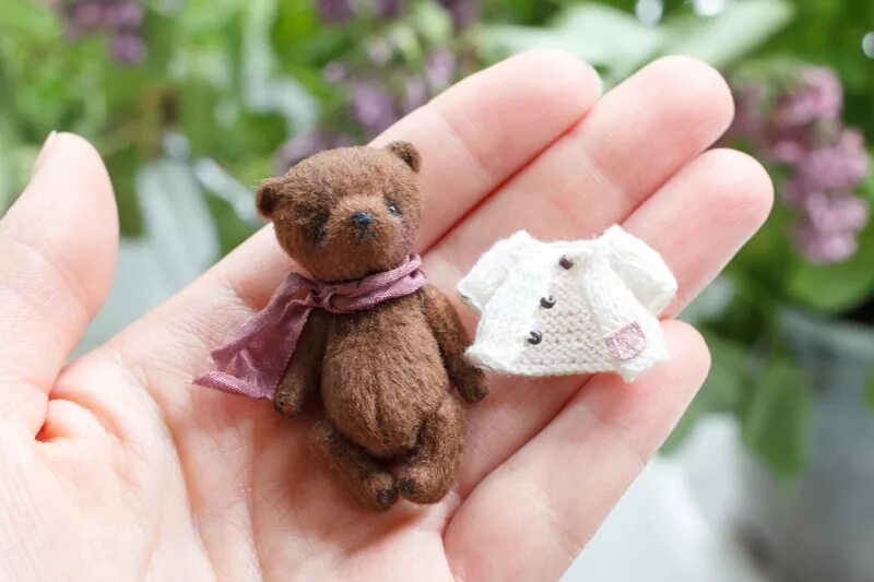 Вязаный котенок. Миниатюрный зайчик гуменникова светлана. Миниатюрные мягкие игрушки. Миниатюрные мишки тедди. Мишки тедди ручной работы.