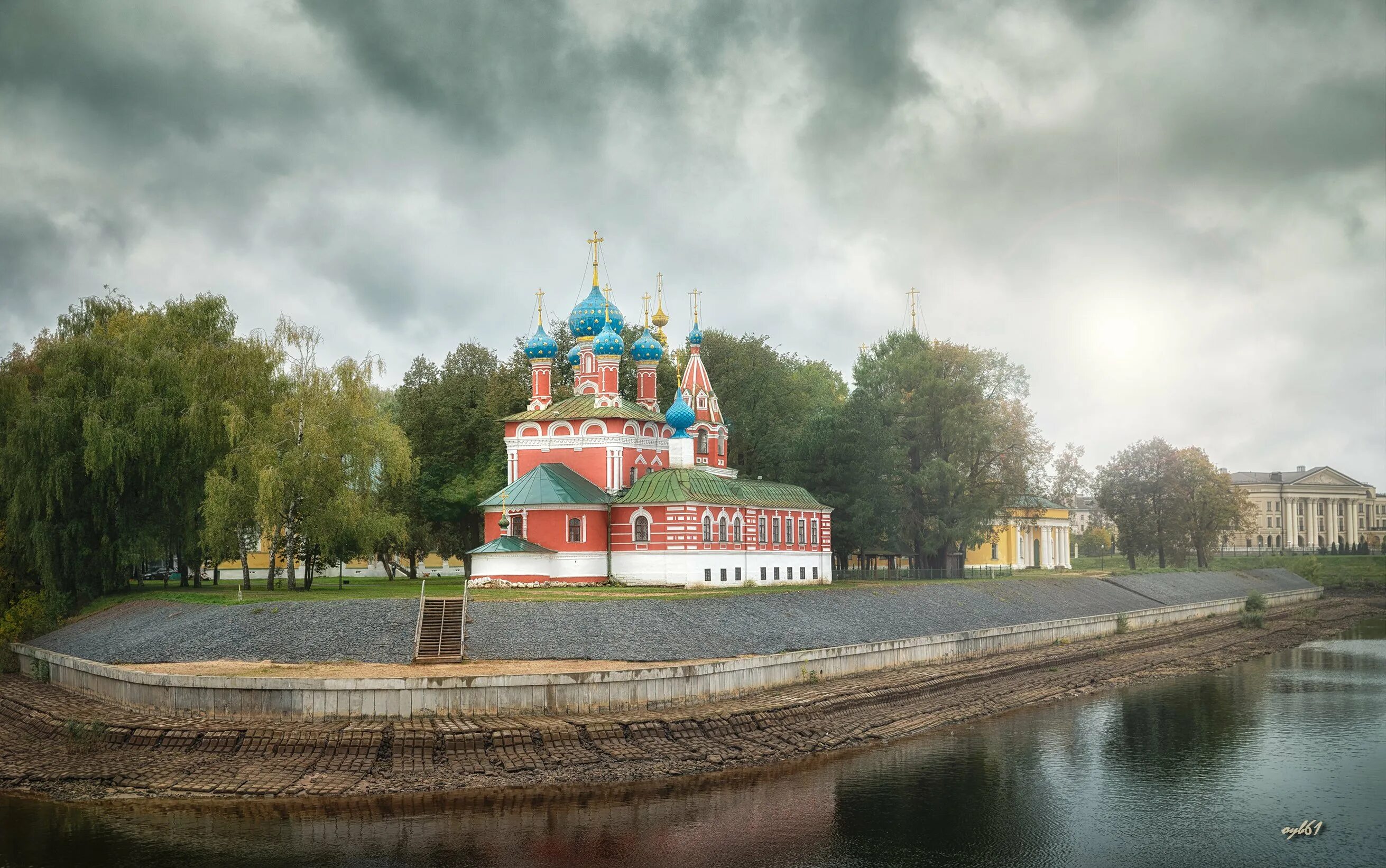 Царевич город. Церковь царевича димитрия на крови. церковь дмитрия на крови углич. церковь царевича димитрия углич. церковь царевича дмитрия на поле в угличе.