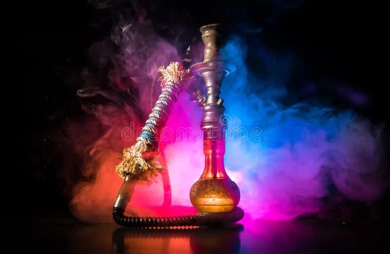 Кальян на красивом фоне. Footage hookah. Футажи кальян. Кальян на темном фоне. Неоновый кальян.