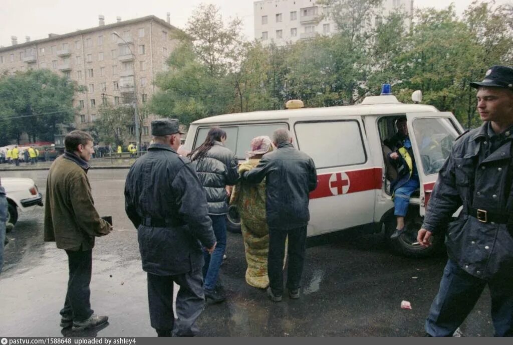 Шампанов жив после теракта. Взрыв на улице Гурьянова 1999. Теракты в Москве 1999 Каширское шоссе и Гурьянова. Взрывы на каширке и Гурьянова 1999.