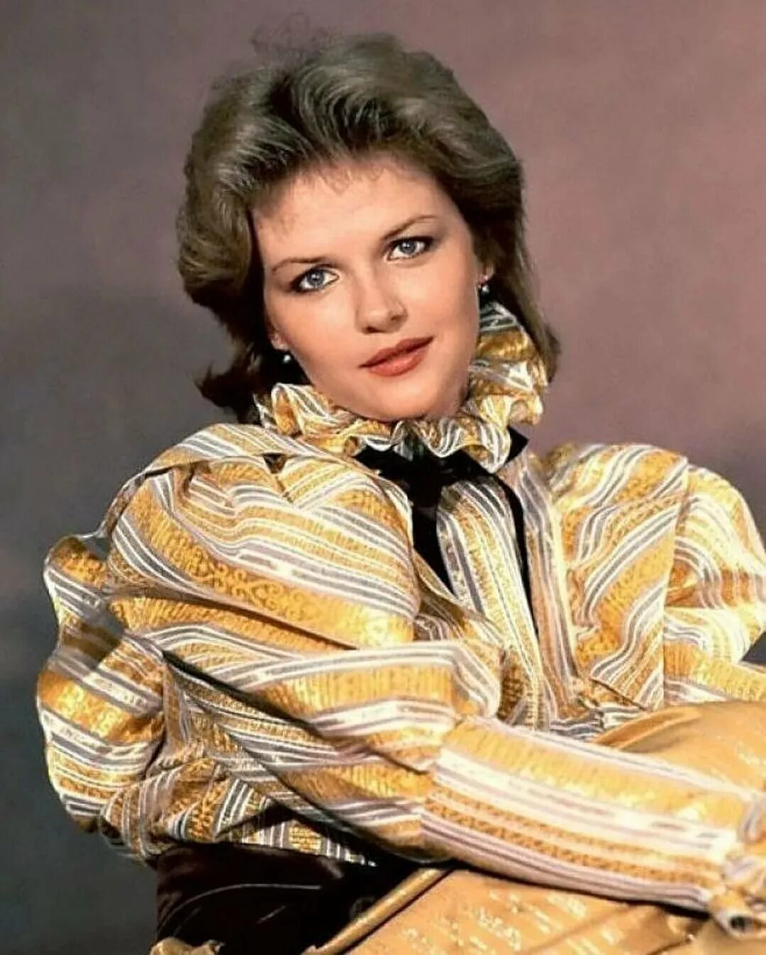 Алекса́ндра евге́ньевна я́ковлев. Елена алексеевна яковлева. Елена яковлевна актриса. Елена яковлева 2021. Александра евгеньевна яковлева 2022.