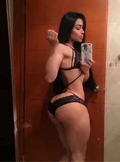 No saben cómo me gusta ver mis fotos recientes o viejitas 🤩 😘 t.c...