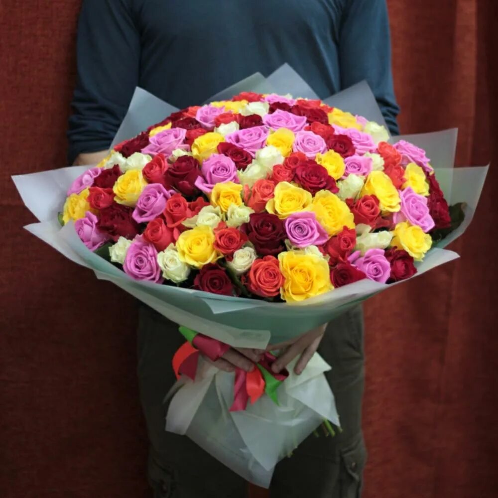 45 кустовых роз. Букет из 45 цветов. Букет 45 роз розовые. Букет красных роз (45). Букет из 45 цветов.
