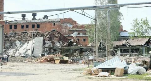 Взорвался завод
