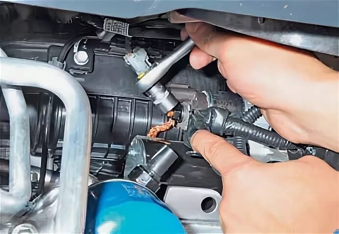 Стартер hyundai solaris 1. Стартер хендай солярис 1. 4 местоположение. 6 расположение. Расположение стартера солярис 1.