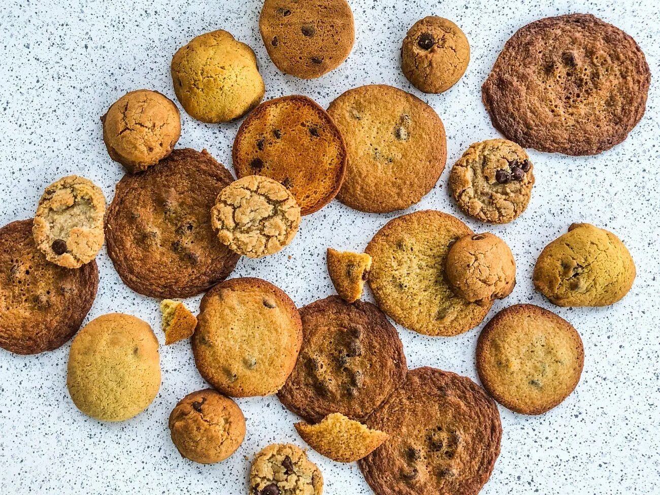 Тесто для печенья рассыпается что делать. Тесто для печенья рассыпается что делать. Жидкое печенье. Печенье рассыпано. Текстура печенья.