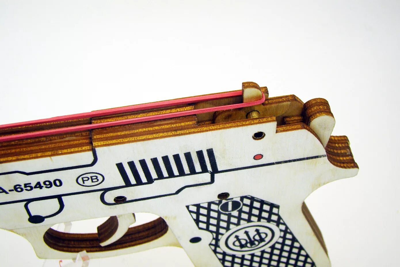 как сделать стреляющий револьвер. бумажный револьвер. пистолет из картона стреляющий. пистолет из бумаги. пистолет из картона.