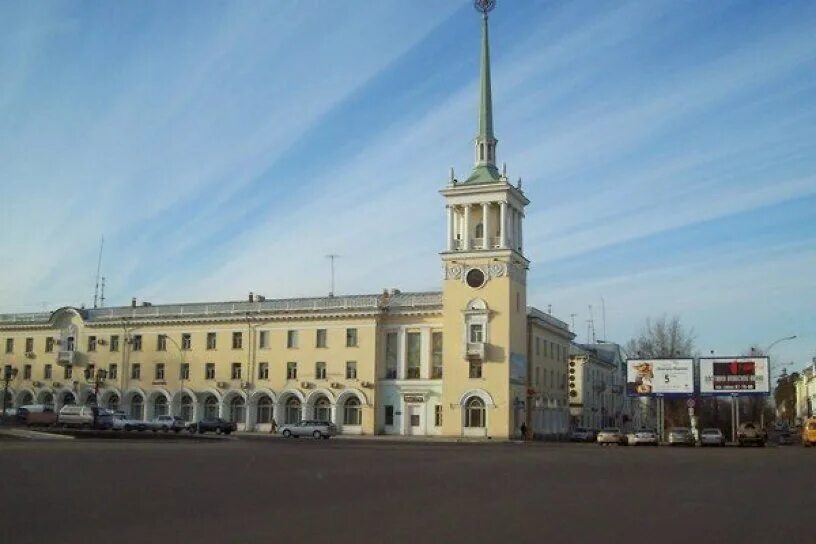 Ангарск проезд. Ангарск шпиль площадь. куранты ангарск. здание почтамта ангарск. здание почтамта и куранты ангарск.