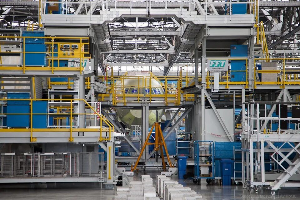 Гидравлическая система мс-21. Сборочный завод мс-21. Завод авиационно технологического оборудования. Сборочно монтажный цех. Завод авиационно технологического оборудования.