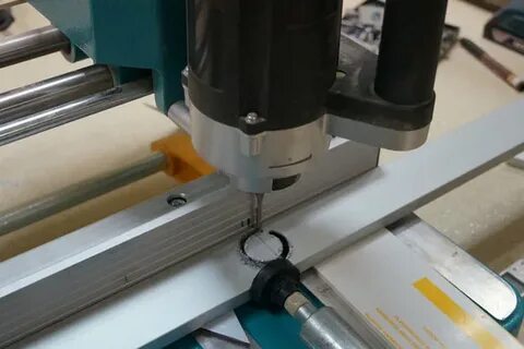 Фрезеровка алюминиевого профиля под петли