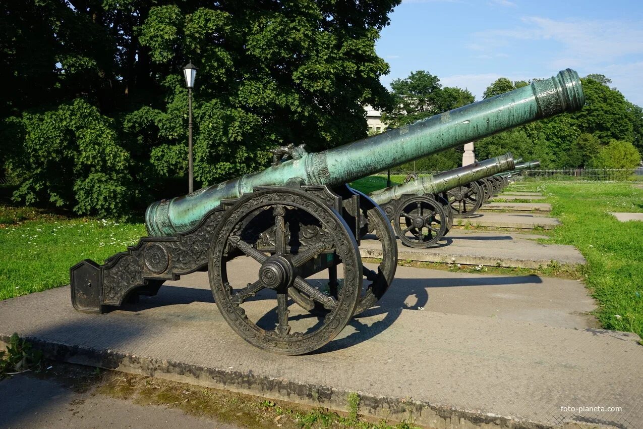 Сколько лет пушки. Пушки 1812 года.