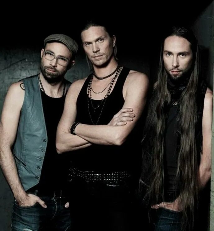 Nine Lives von Hertzen brothers. Von Band. Von Hertzen brothers - experience. Von Hertzen brothers - New Day Rising. Red brothers