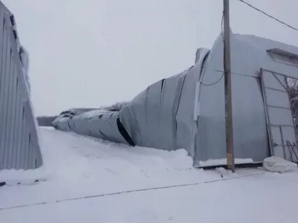 Падение ангары