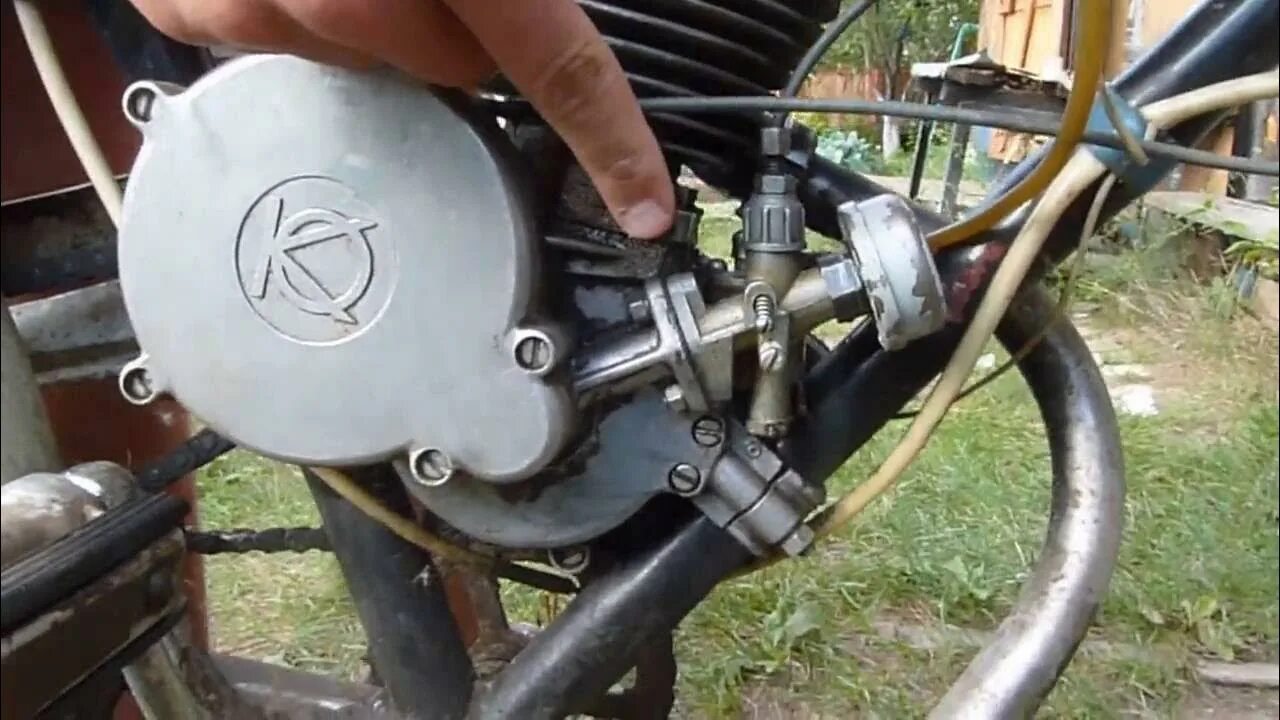 Резкий газ на мопеде