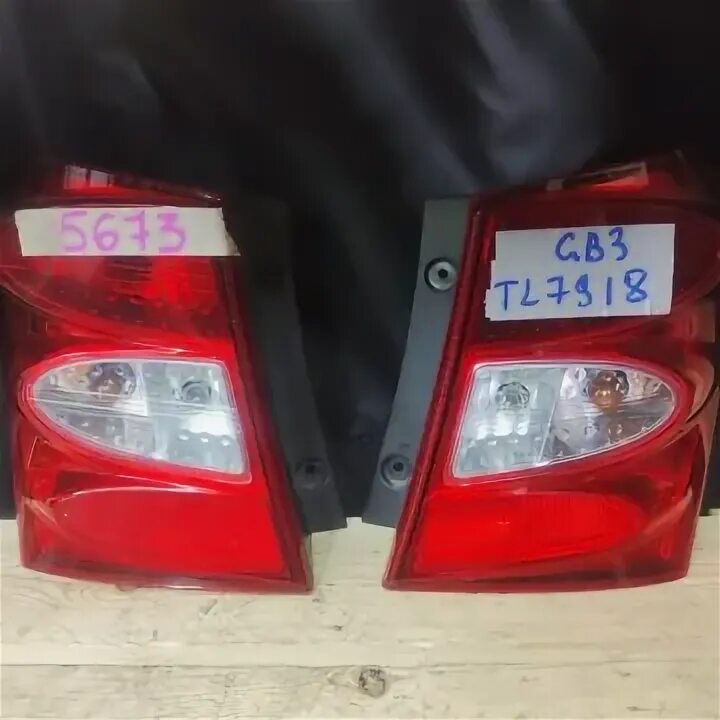 Honda freed стоп сигнал. Стопы на хонда фрид. Хонда фрид задние фонари. Повторитель заднего стоп сигнала хонда степвагон. Стопы на хонда фрид.