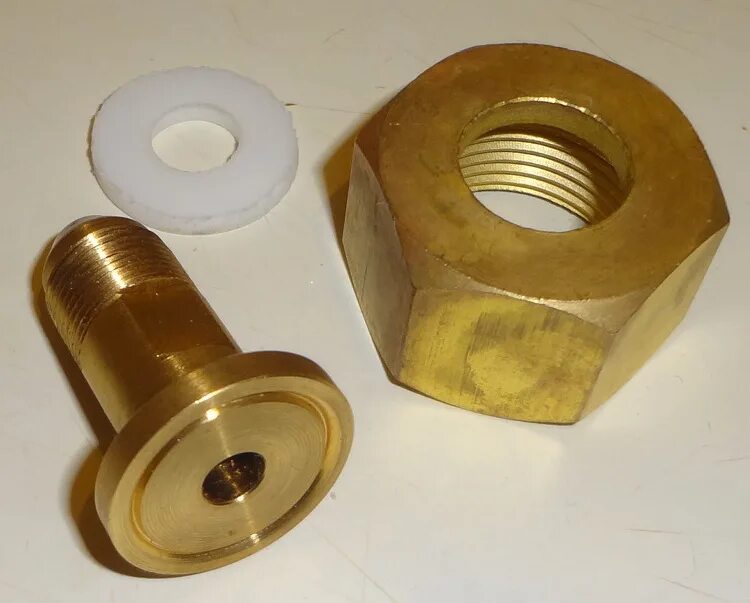 Переходник w21. Гайка кислородного редуктора g 3/4. Резьба гайки на кислородном редукторе. Мотор редуктор 3мп-50-71. 8-g3/4 сварог.