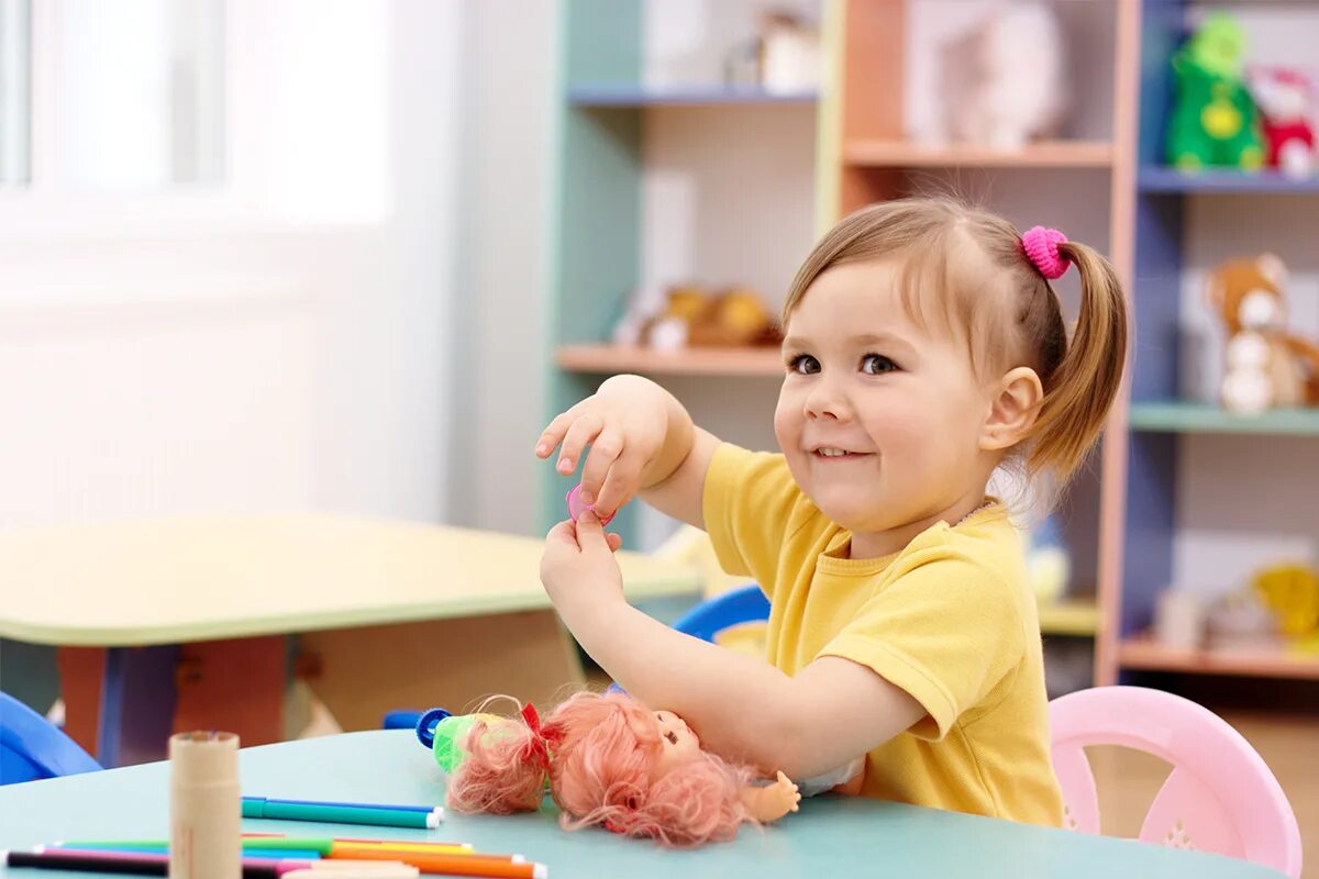 Отдать ребенка в ясли в год