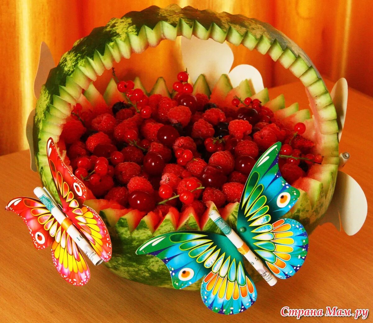 Идеи юбилея 45 женщине. Торт на юбилей 45 лет женщине. Идеи юбилея 45 женщине. Торт юбилейный. Украшение стола своими руками.