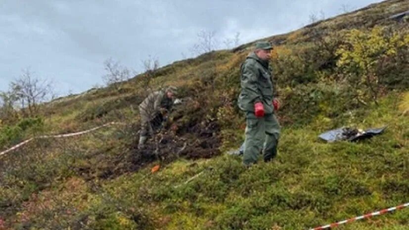 Стойкий солдат в Мурманске. Тропа Арсеньева фото останки 2 кораблей на побережье. Нападение в мурманской области