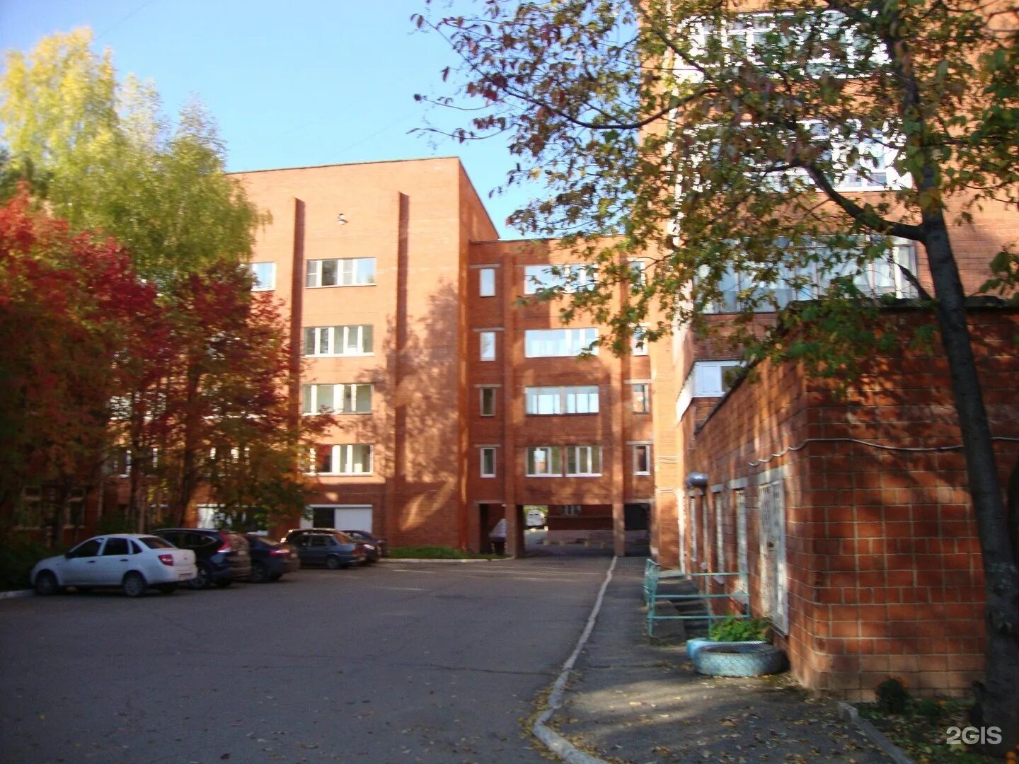 Ркб ижевск воткинское шоссе. Первая республиканская клиническая больница ижевск. Поликлиника ркб ижевск. 1 ркб поликлиника ижевск. 1 ркб г ижевск.