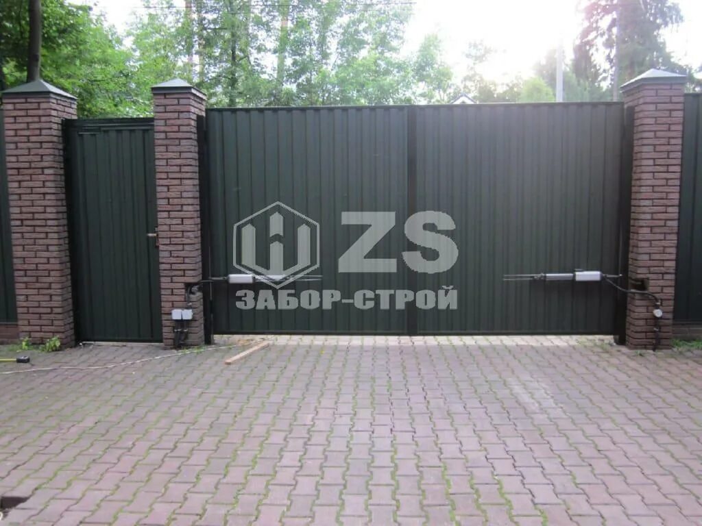 Ворота распашные 3570х3440мм. Ворота распашные doorhan dus-928 5000*2000мм. Распашные ворота алюминиевые алютех. Распашные уличные ворота дорхан. Ворота распашные 2500.