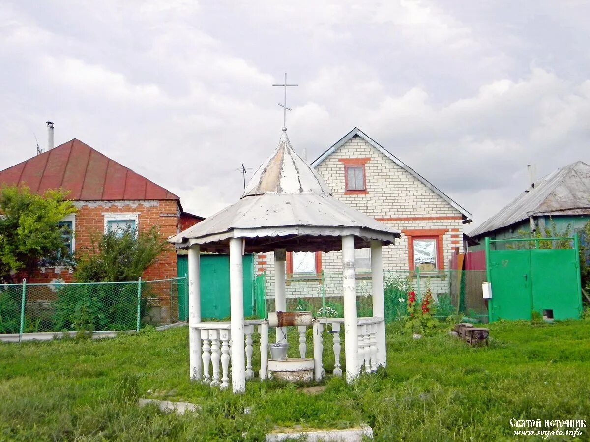 Крюково белгородская область борисовский. Крюково белгородская область борисовский. Храм крюково борисовка. Село крюково белгородской. Крюково белгородская область борисовский.