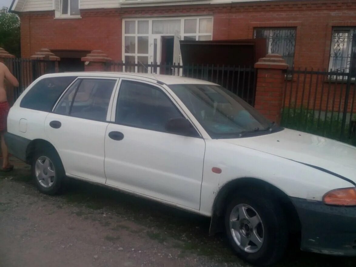 митсубиси либеро 2000 год. митсубиси либеро динамики. мицубиси либеро 2000 универсал. митсубиси либеро 2000. мицубиси либеро 2000г.