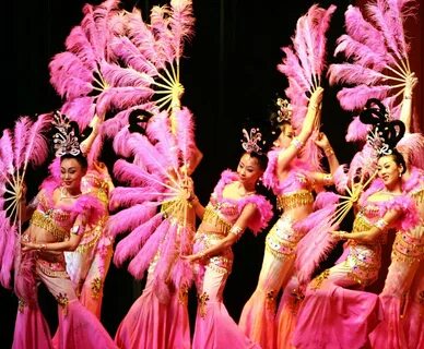 Fans dance