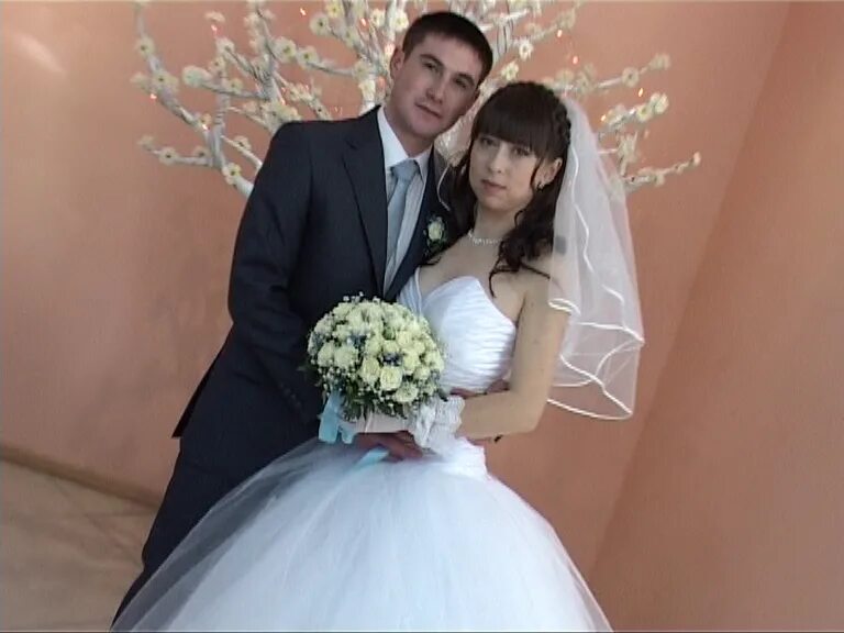 Татарские свадебные традиции. Татарки замуж. Татарское свадебное платье. Татарки замуж. Татарская свадьба.