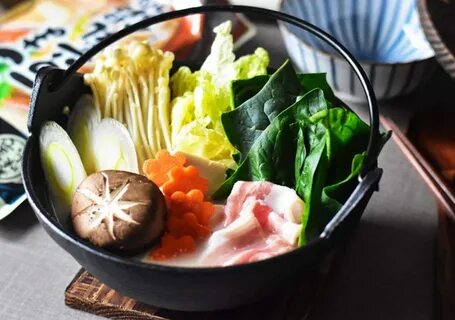 Японская кухня горячее