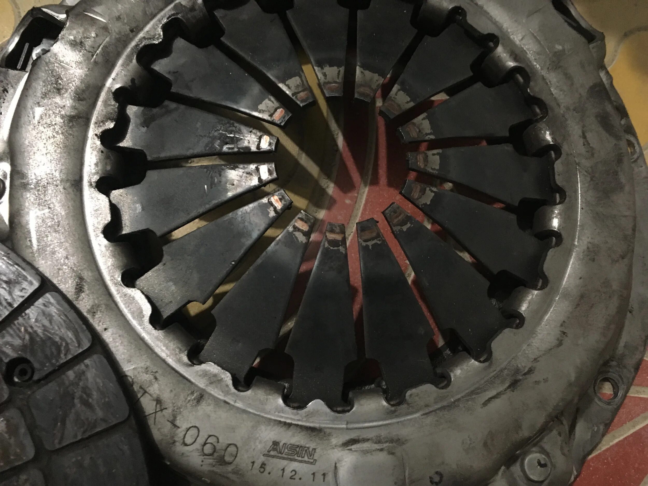 Диск сцепления маховик корзина дафна 105. Маховик корзина диск сцепления. Маховик корзина диск сцепления. Маховик корзина диск сцепления. Маховик 5vz акпп.