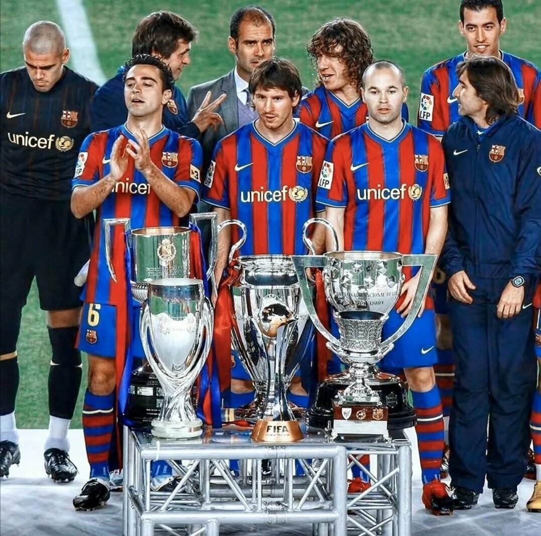 Чемпионы 2009 года. Месси хави иньеста. требл барселоны 2009. лч 2009 барселона. месси лч 2008/2009.