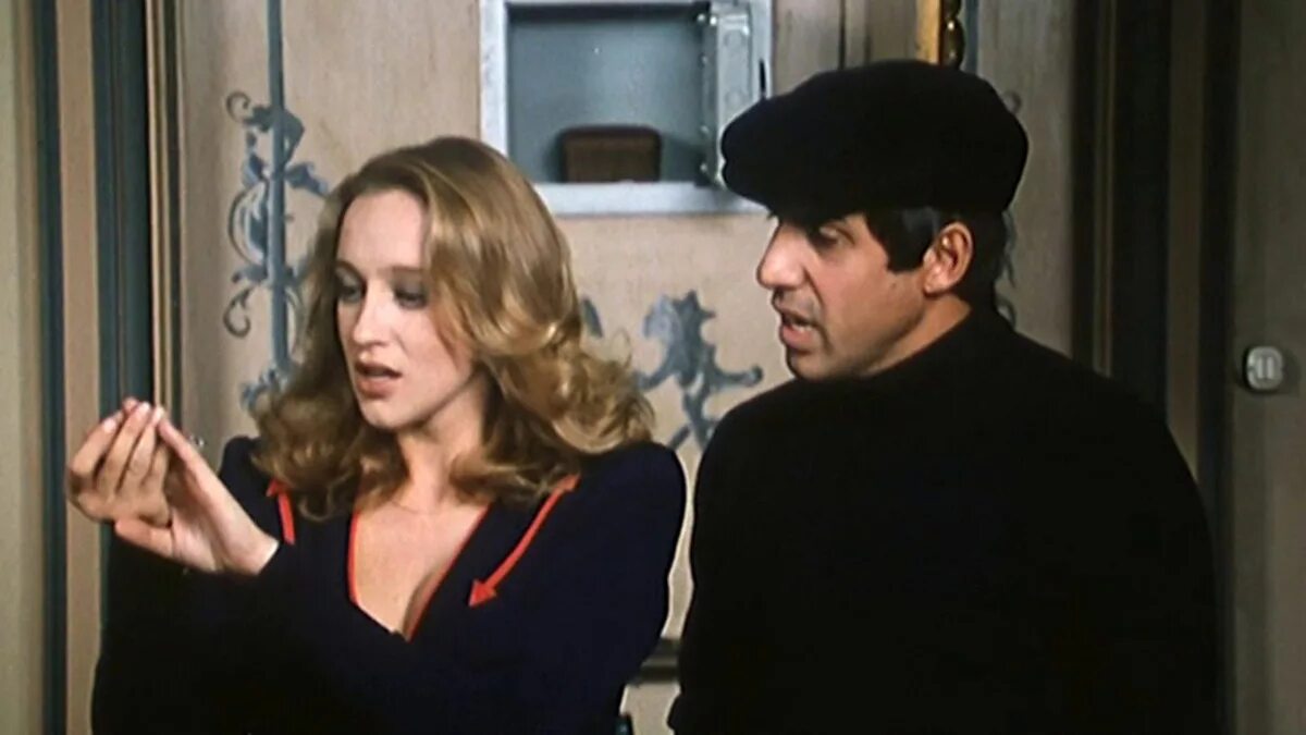Челентано ручки. Бархатные ручки (1979). Челентано бархатные ручки. Адриано челентано 1979. Бархатные ручки 1979 постер.